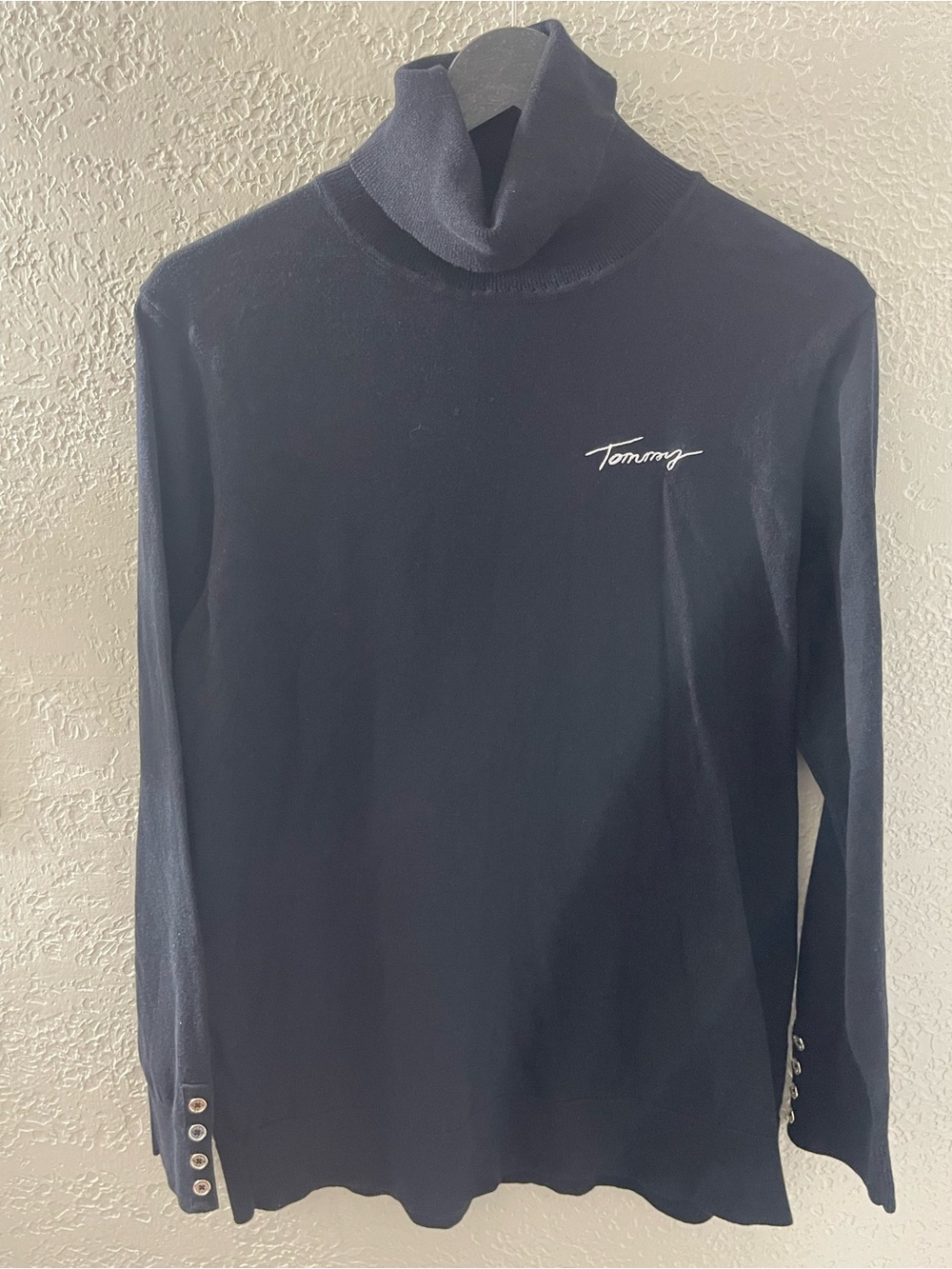 Tommy Hilfiger Women’s True Black Turtleneck Sweater Script Logo XL